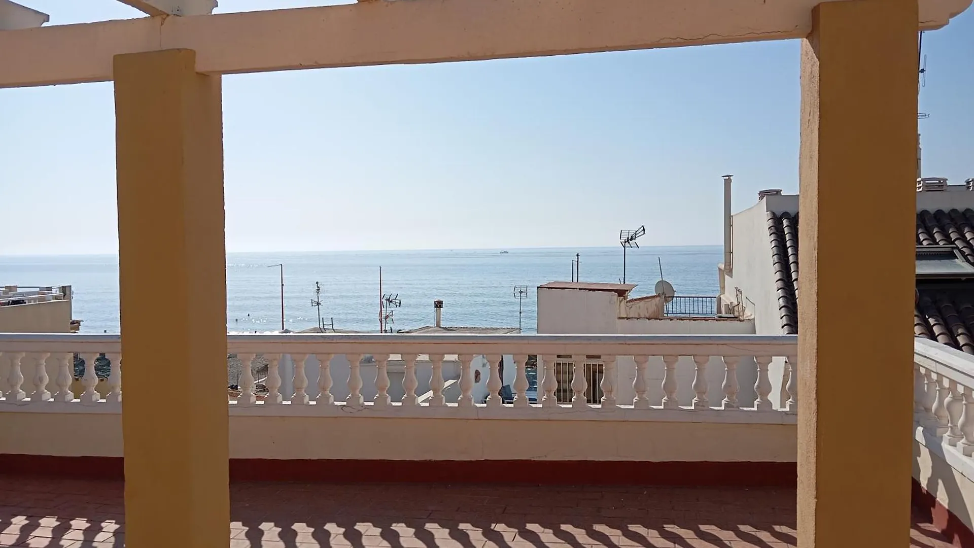 Apartman Edificio Maria Pina La Carihuela Calle Los Perros Torremolinos Spanyolország